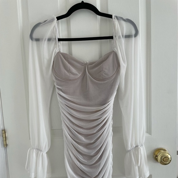 Dress white - Picture 3 of 6